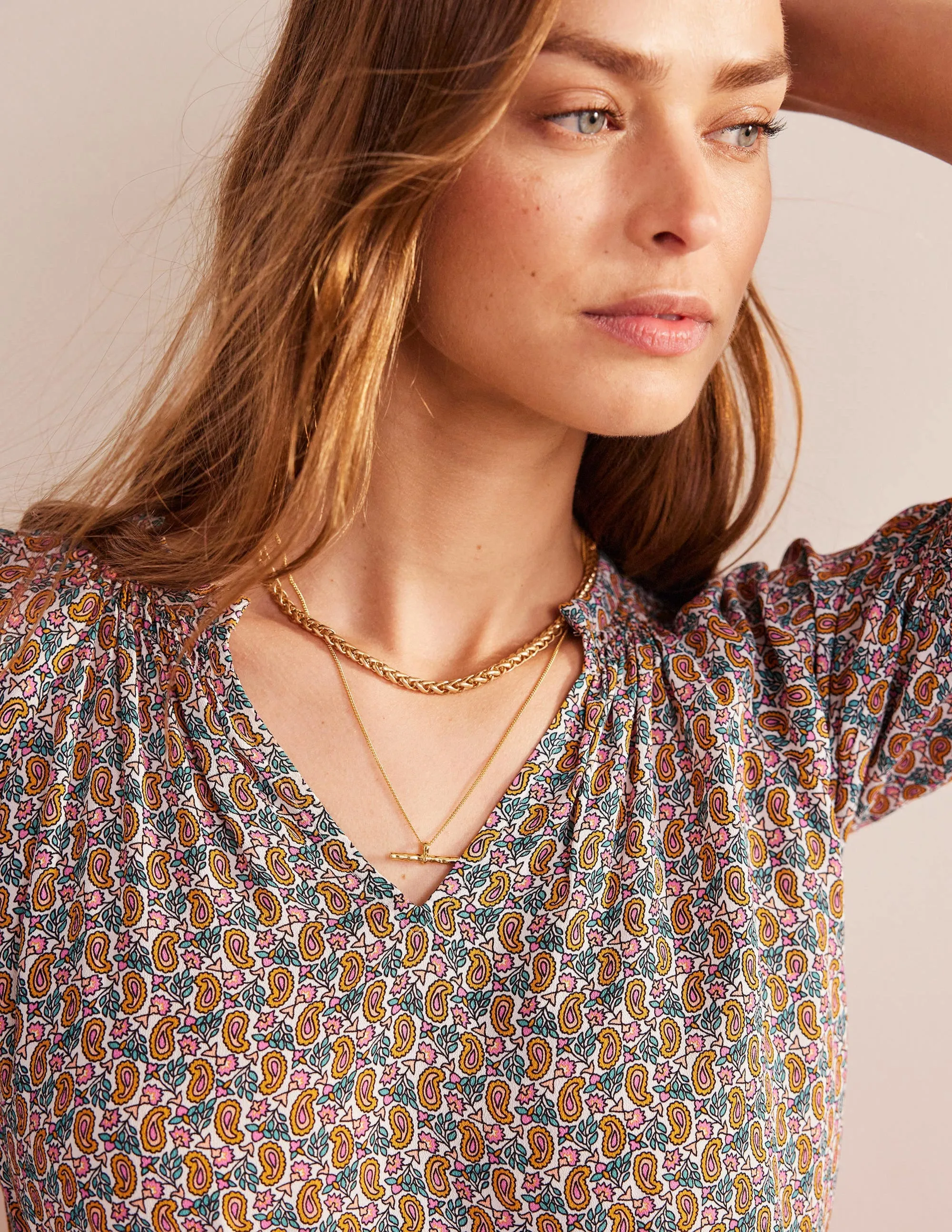 Gathered Neck Short Sleeve Top-Plum Blossom, Paisley Stem