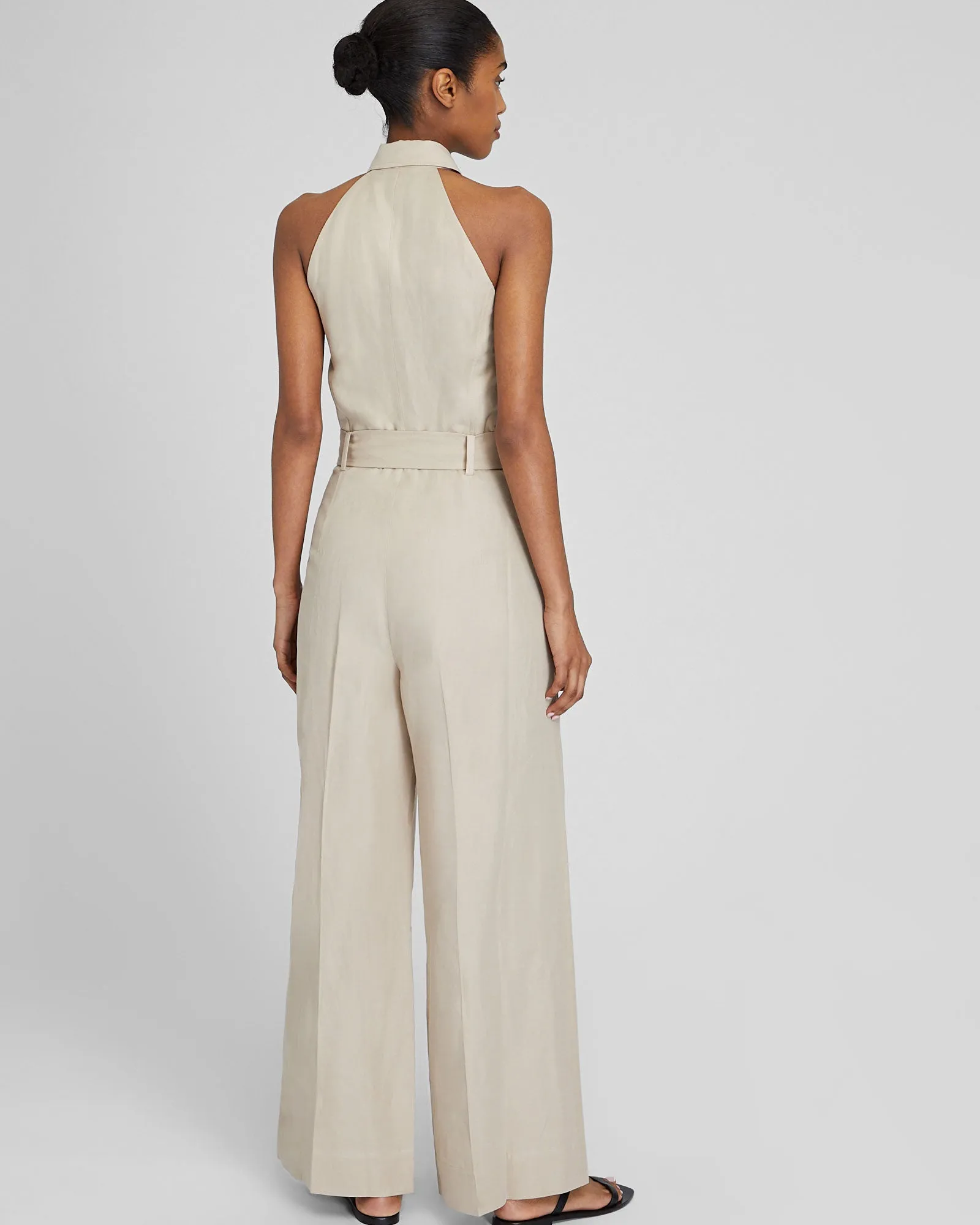 Sleeveless Collared Jumpsuit