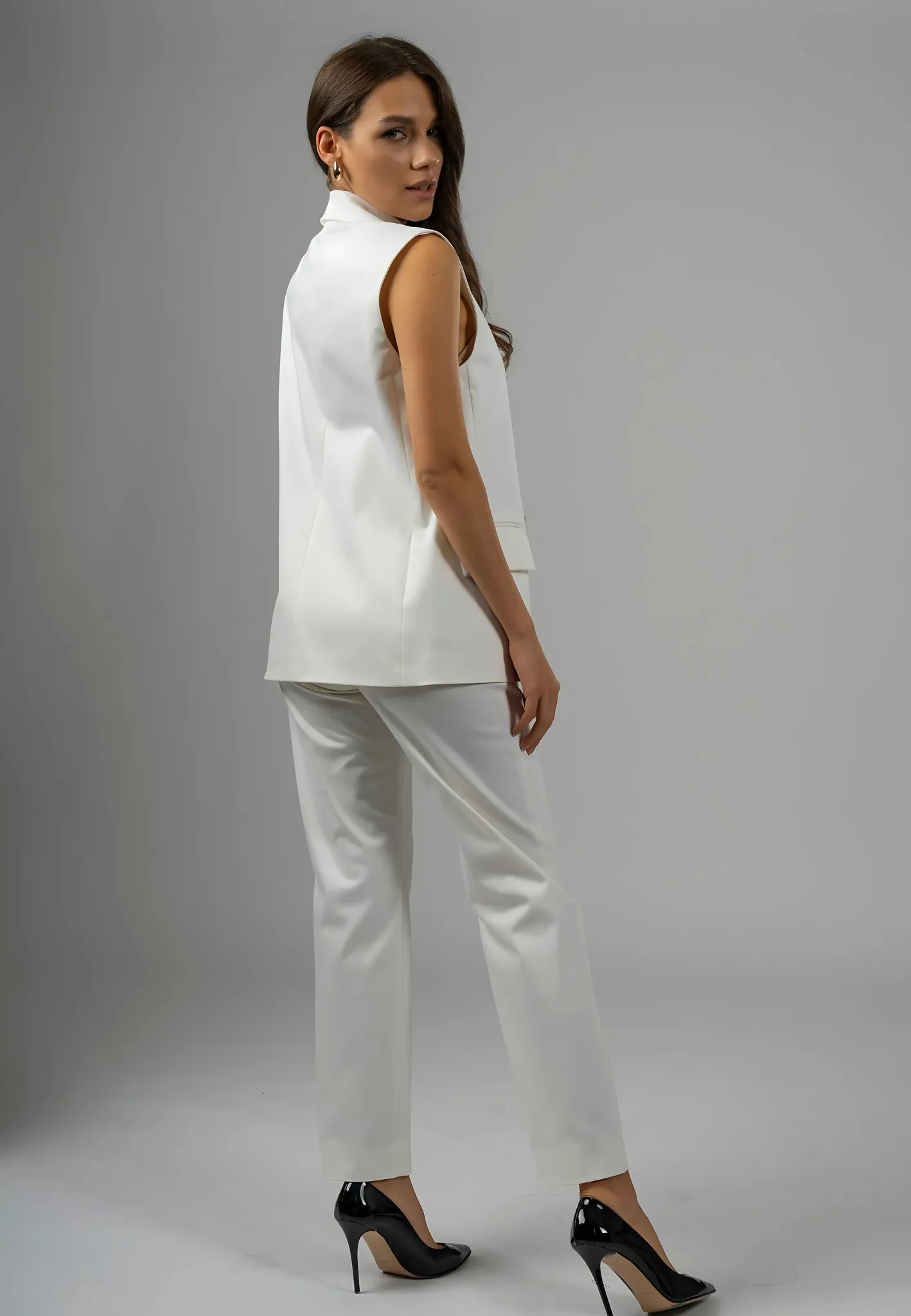 The Bianco Sleeveless Blazer and Trousers set